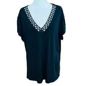 New with tags Saukole black short sleeved  tee shirt w/ crochet accent size XL.
